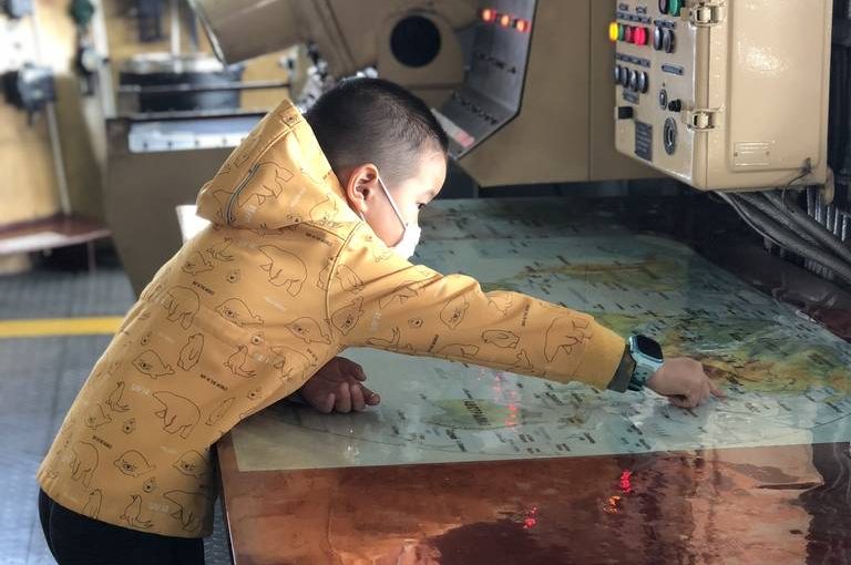 航母、潜艇、驱逐舰