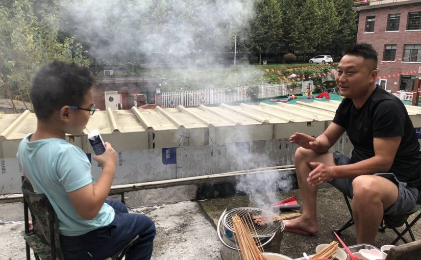 米粉、上坟和烧烤